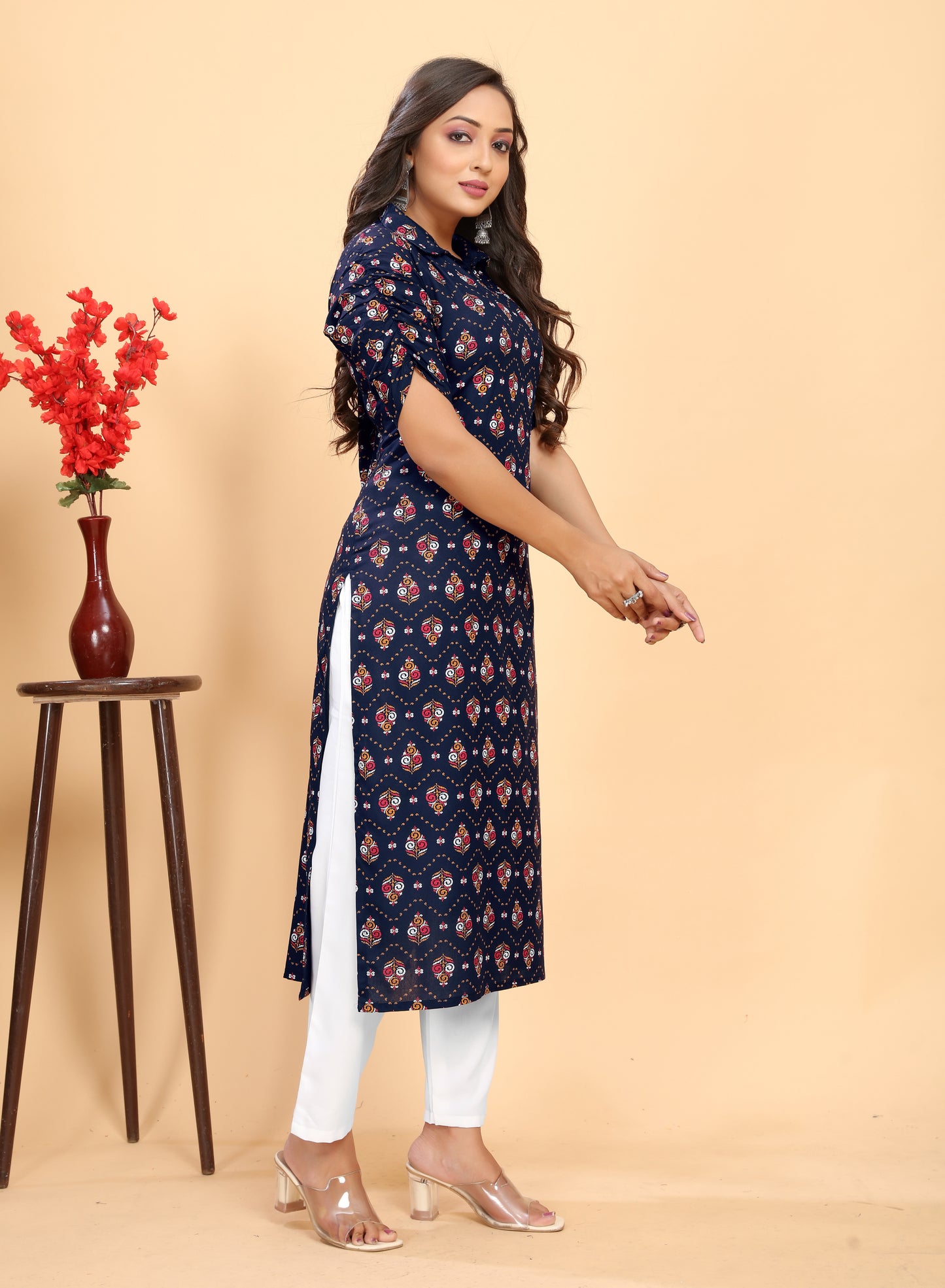 Women's Nevy Blue Rayon Floral Printed Straight Kurta