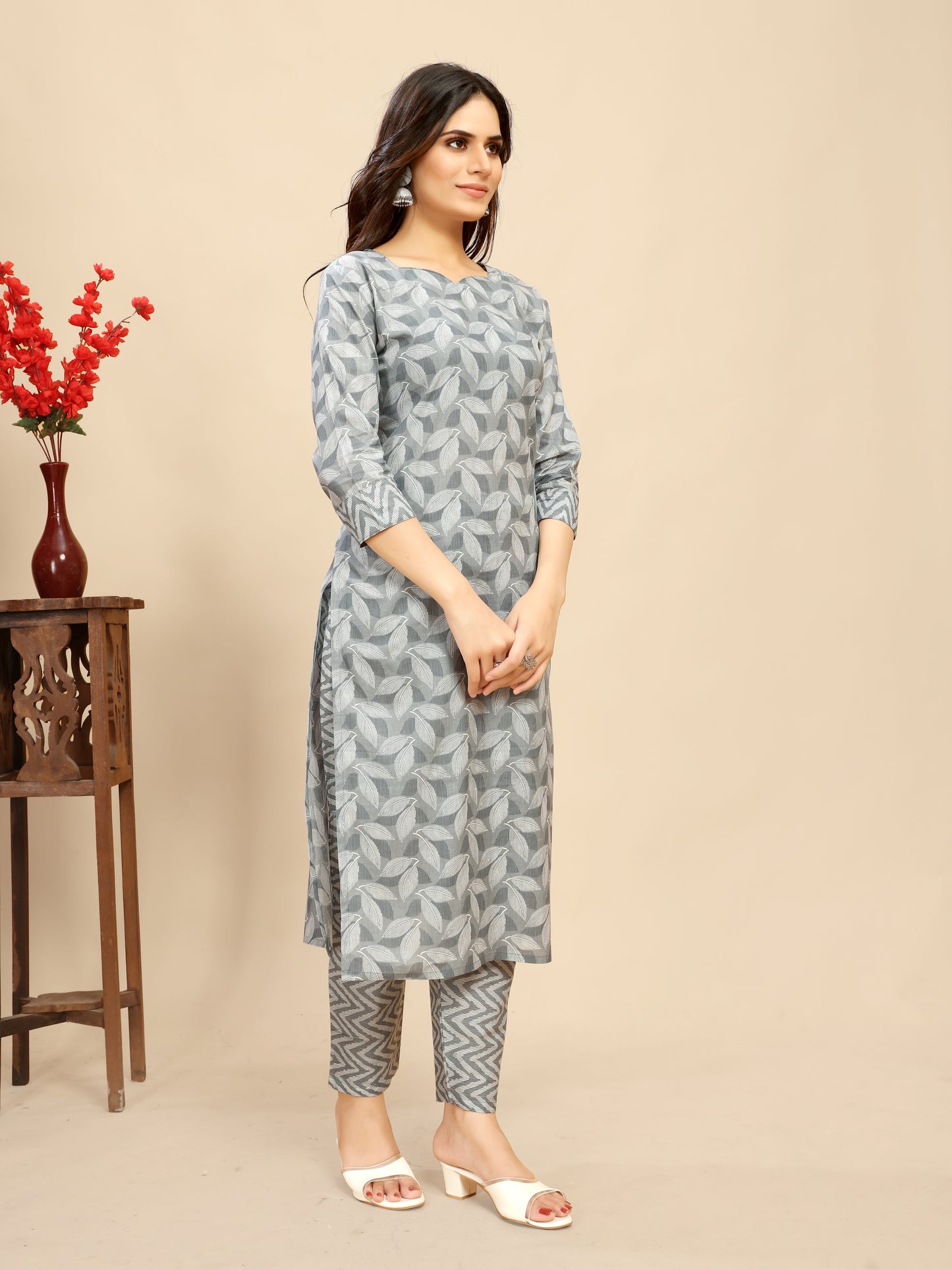 Grey pure Cotton leaf Printed Kurta trouser set